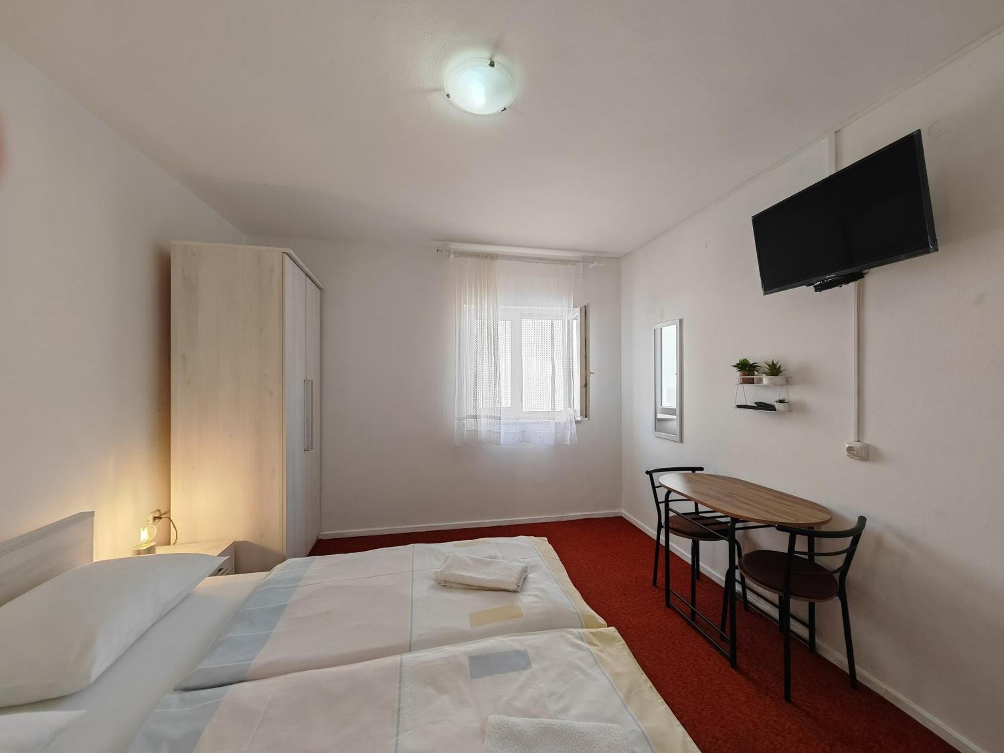 Apartments & Rooms Samohod Vodice Luaran gambar