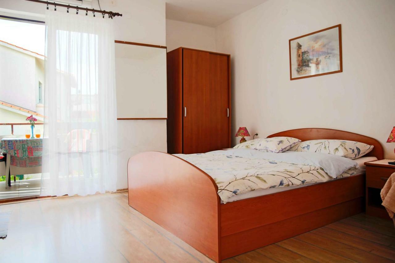 Apartments & Rooms Samohod Vodice Luaran gambar